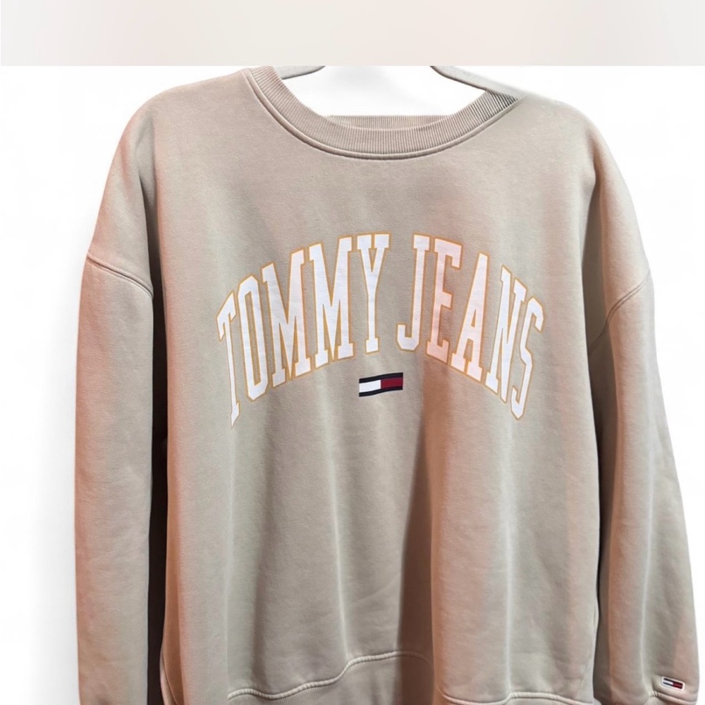 Vintage Tommy Hilfiger Men's or Unisex Tan Crewneck Sweater